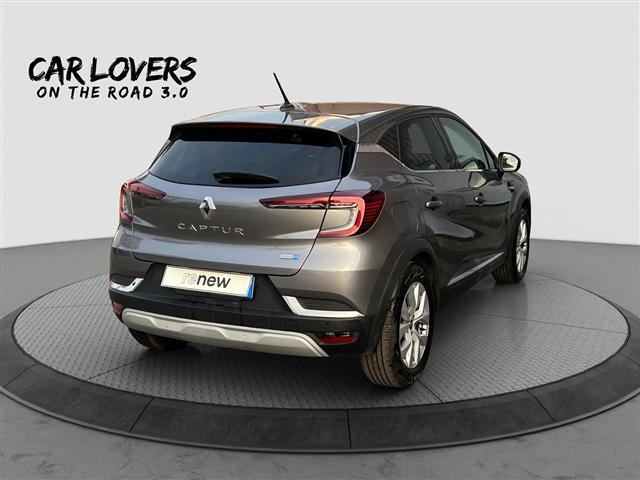 RENAULT Captur 05257931_VO38013034