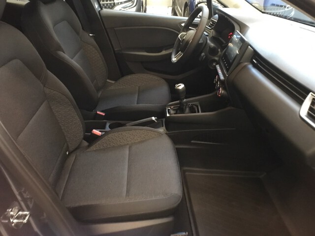 Inside Clio  Gris Titanium