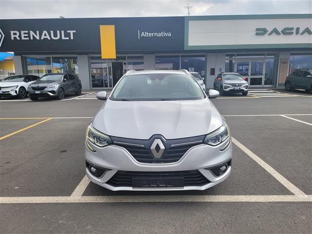 RENAULT Megane 00023466_VO38013404