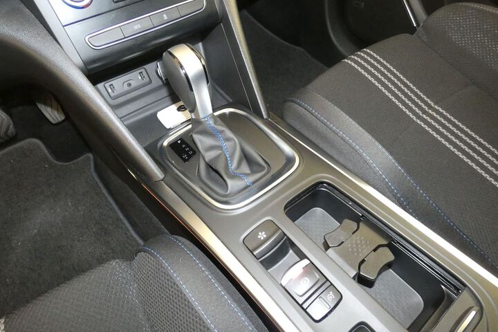 Inside Mégane Sport Tourer Diesel  Rojo Deseo