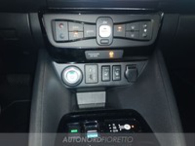 NISSAN Leaf II 2018 01869046_VO38013067