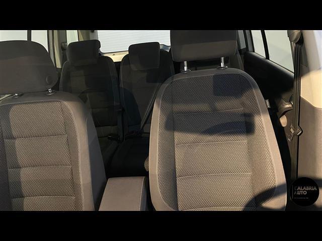 VOLKSWAGEN Touran II 2010 00006251_VO38033579
