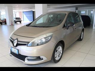 RENAULT Scenic III X Mod 2012 00550311_VO38013066