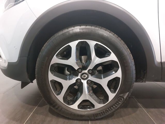 Outside Captur  Gris