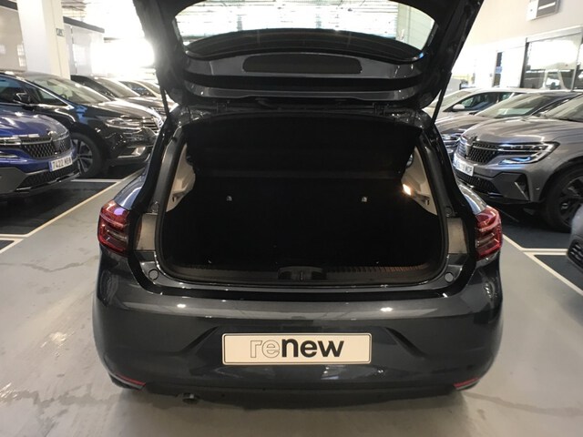 Inside Clio  Gris Titanium
