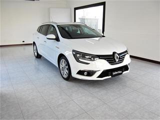 RENAULT Megane 00022182_VO38013127