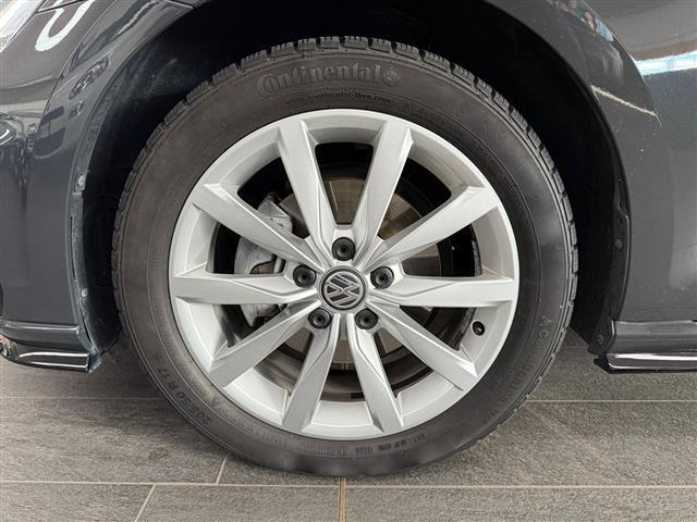 VOLKSWAGEN Golf VII 2017 5p 00015587_VO38023184