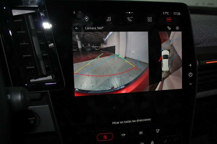 Inside Mégane Eléctrico  Rojo Deseo con techo