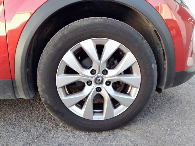 Outside Captur  ROJO