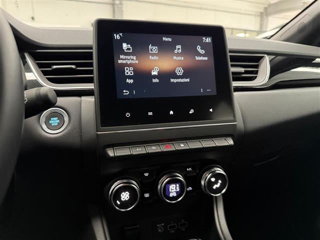 RENAULT Captur 00015741_VO38023184