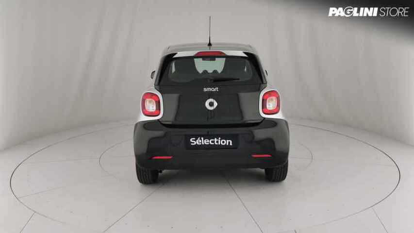 SMART Forfour 00677229_VO38023454