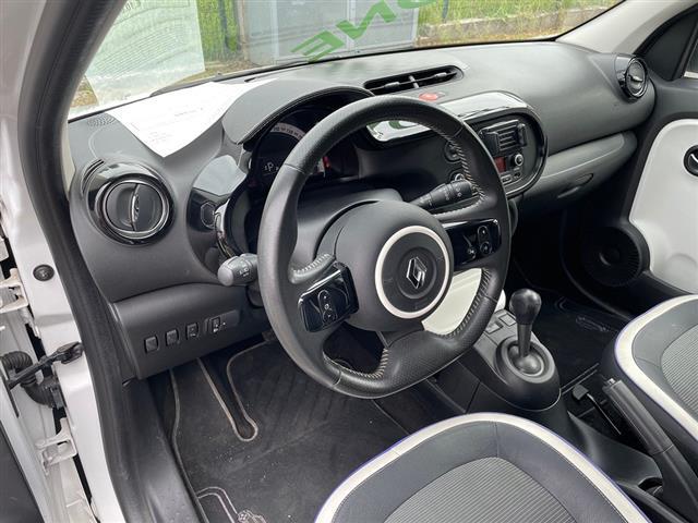 RENAULT Twingo 00384162_VO38023217