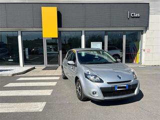 RENAULT Clio 05871291_VO38013080