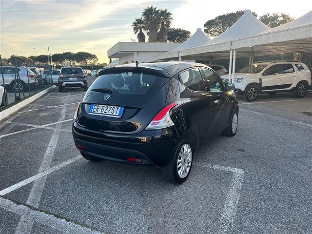 LANCIA Ypsilon 02640693_VO38043366