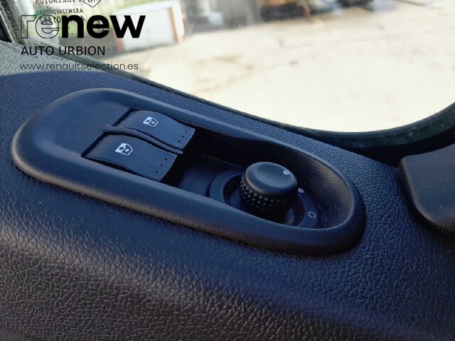 Inside Master Chasis Cabina Diesel  Blanco