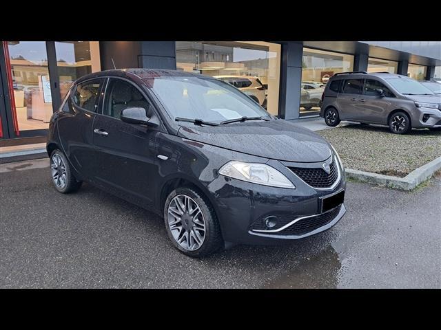 LANCIA Ypsilon 02486533_VO38013041