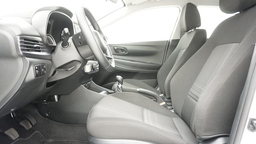Inside i20  Polar White