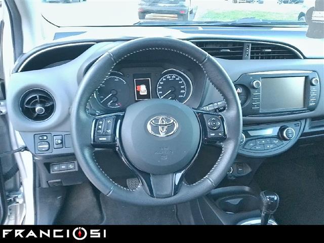 TOYOTA Yaris 00025854_VO38013018