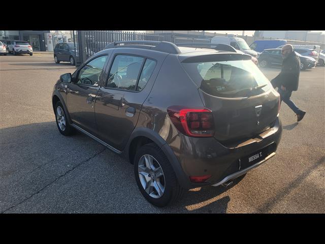 DACIA Sandero  Stepway 00187916_VO38023507