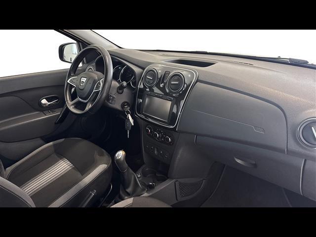 DACIA Sandero  Stepway 04998234_VO38013058