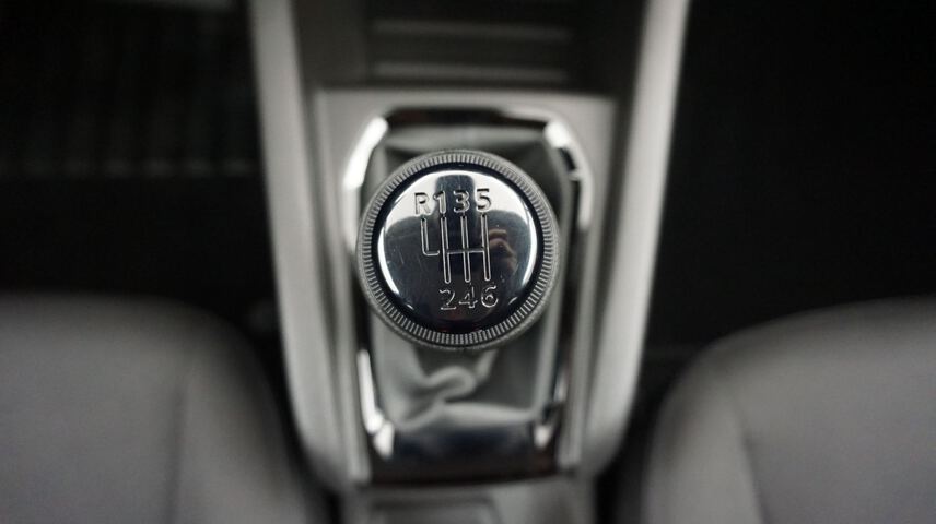 Inside Clio  Azul Celadon