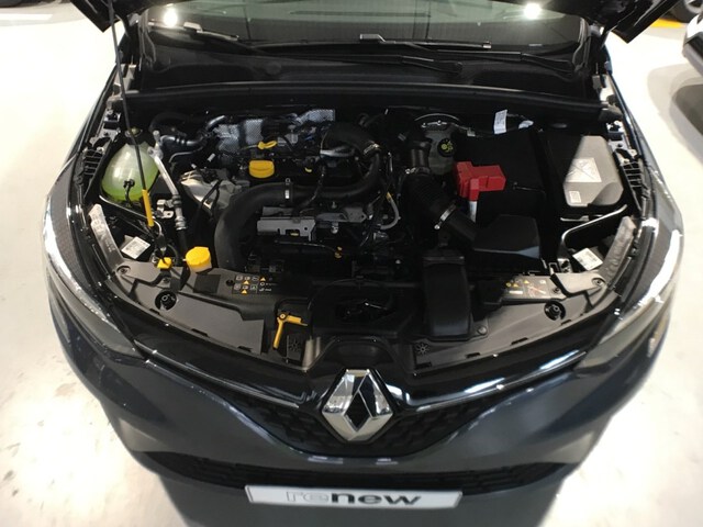 Inside Clio  Gris Titanium