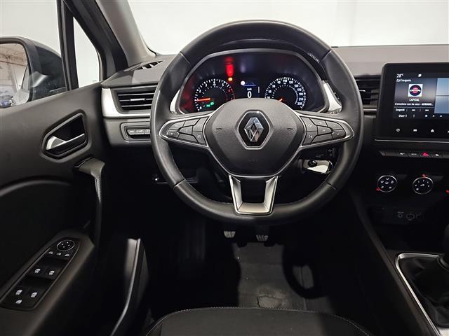 RENAULT Captur 02411769_VO38013170