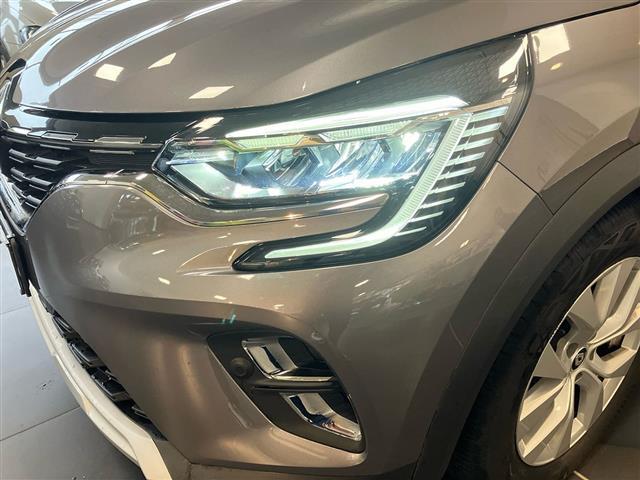 RENAULT Captur 00984949_VO38023207