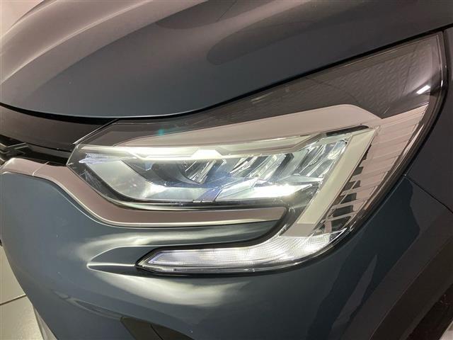 RENAULT Captur 00985008_VO38023207
