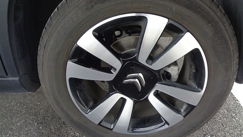 Outside C3 Aircross  Blanco Natural
