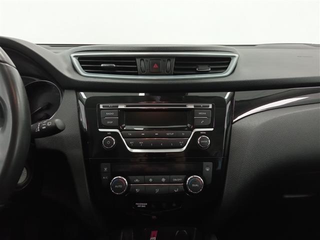 NISSAN Qashqai 06076960_VO38053400