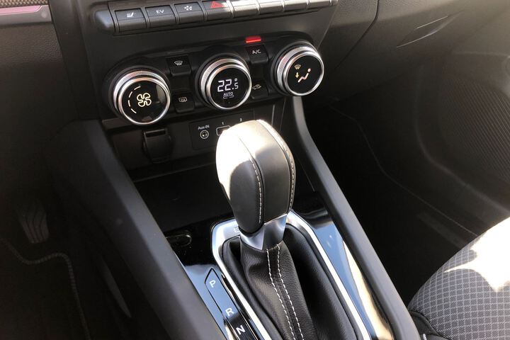 Inside Kadjar Diesel  Blanco