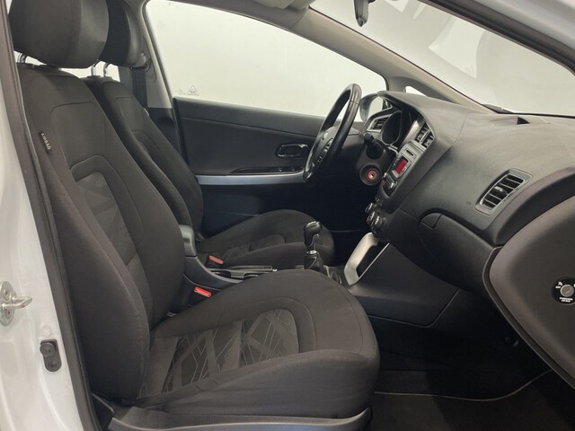 Inside Cee'd Diesel  Cassa White