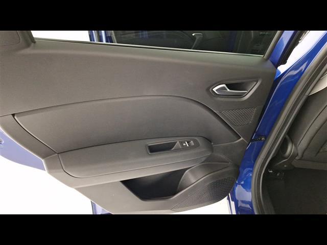 RENAULT Captur 00948034_VO38023732