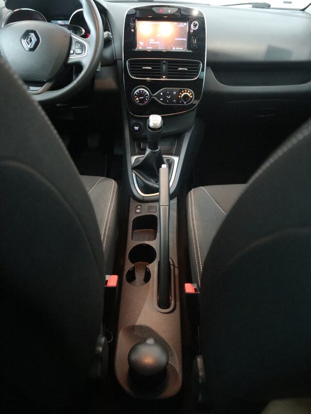 Inside Clio  Rojo Deseo