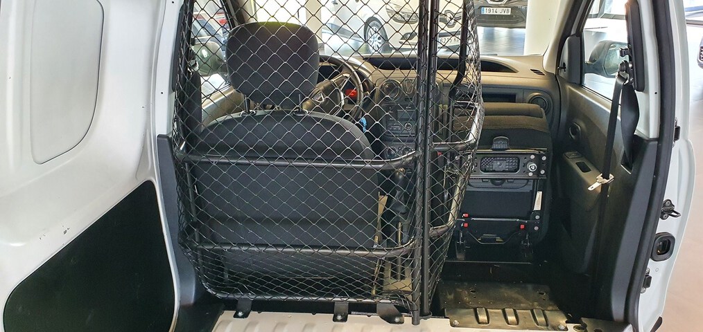 Inside Dokker Van Diesel  BLANCO
