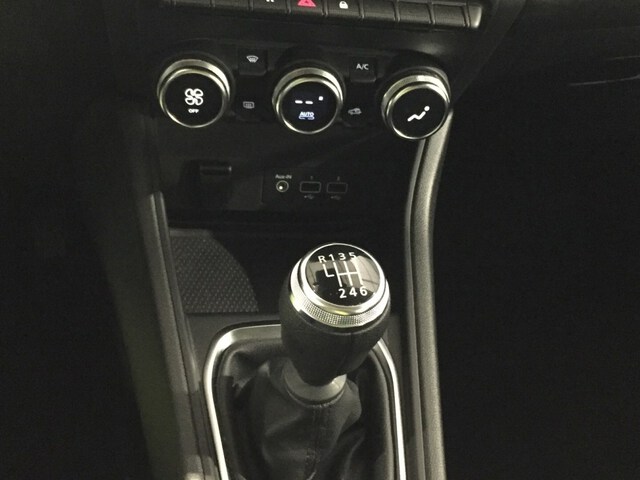 Inside Captur  Blanco Nacarado con 