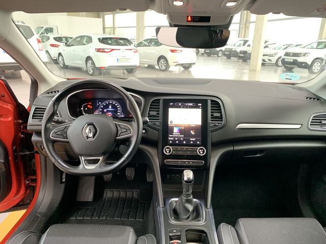 Inside Mégane Sport Tourer  Rojo Deseo