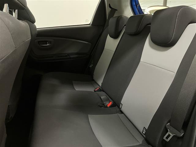 TOYOTA Yaris 00985023_VO38023207