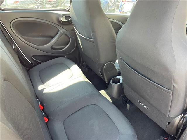 SMART Forfour 02641044_VO38043366