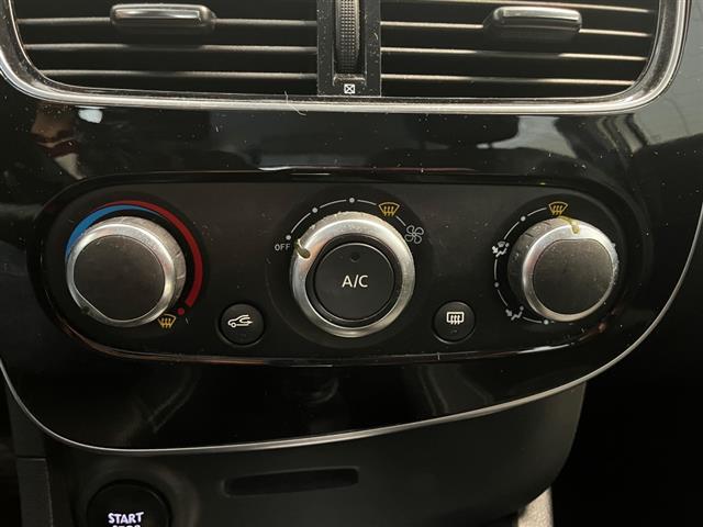 RENAULT Clio Sporter 03215606_VO38043894