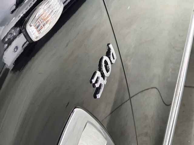 Outside QX70 Diesel  Black Obsidian