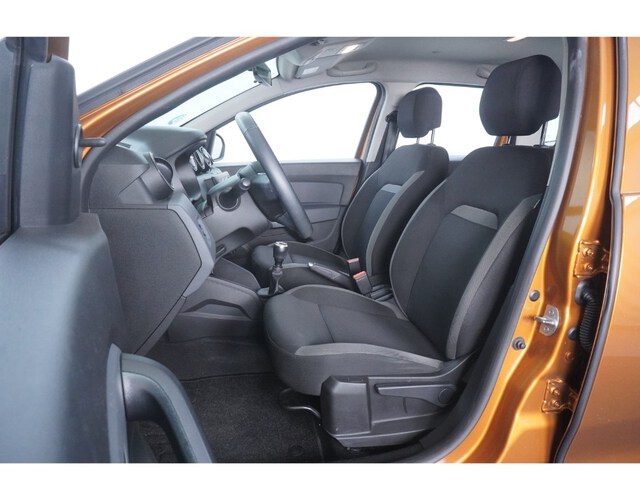 Inside Duster Diesel  Naranja Atacama