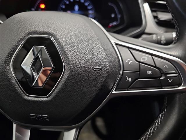 RENAULT Captur 02416200_VO38013170