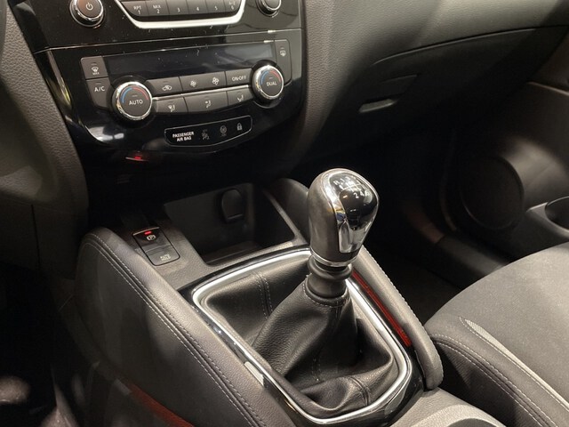 Inside Qashqai  Negro 