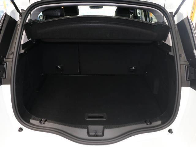 RENAULT Scenic 00077341_VO38023184