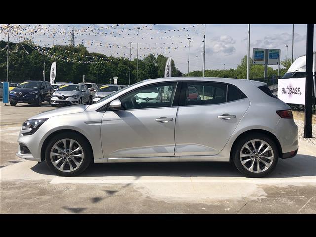 RENAULT Megane 00636436_VO38013498
