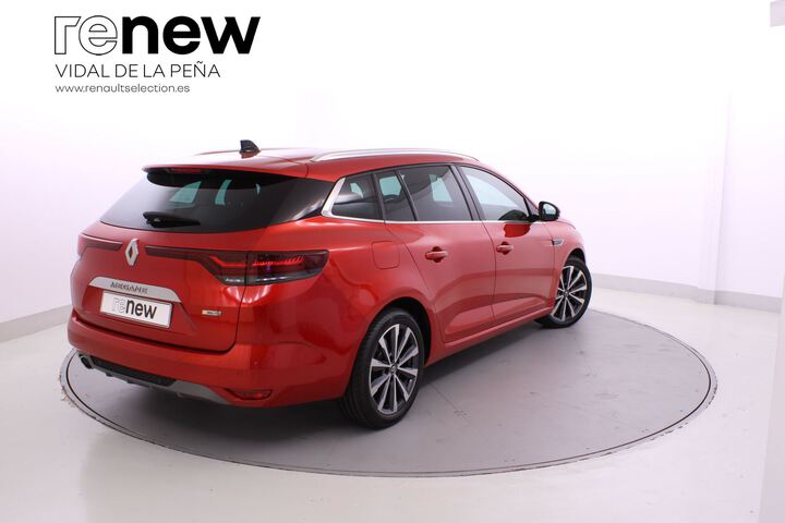 Outside Mégane Sport Tourer Diesel  Rojo Deseo