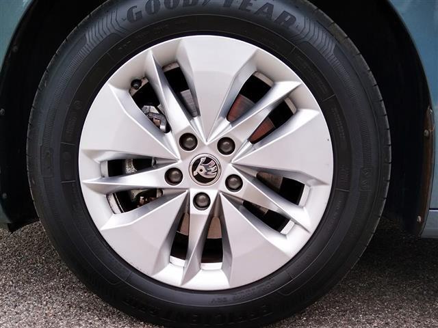 SKODA Octavia IV 2020 Wagon 00188093_VO38023507