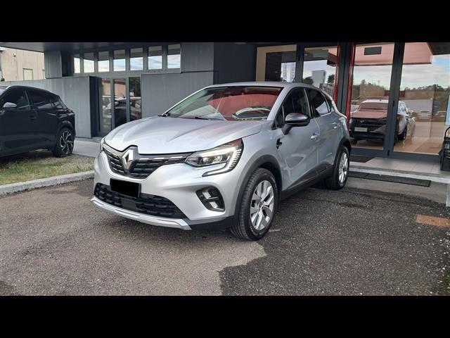 RENAULT Captur 02490824_VO38013041